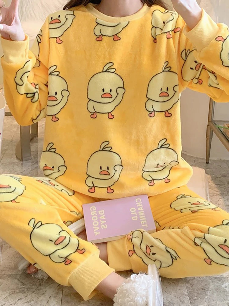 Winter Flannel Women Pajamas Sets Kawaii Cartoon Long Sleeve Sleepwear Warm Thick Coral Velvet Girl Home Pijamas Set New 2023